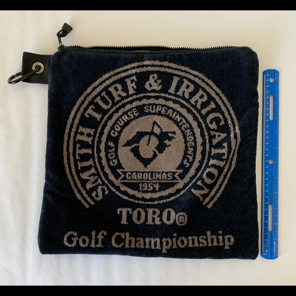 Golf valuables pouch bag zipped